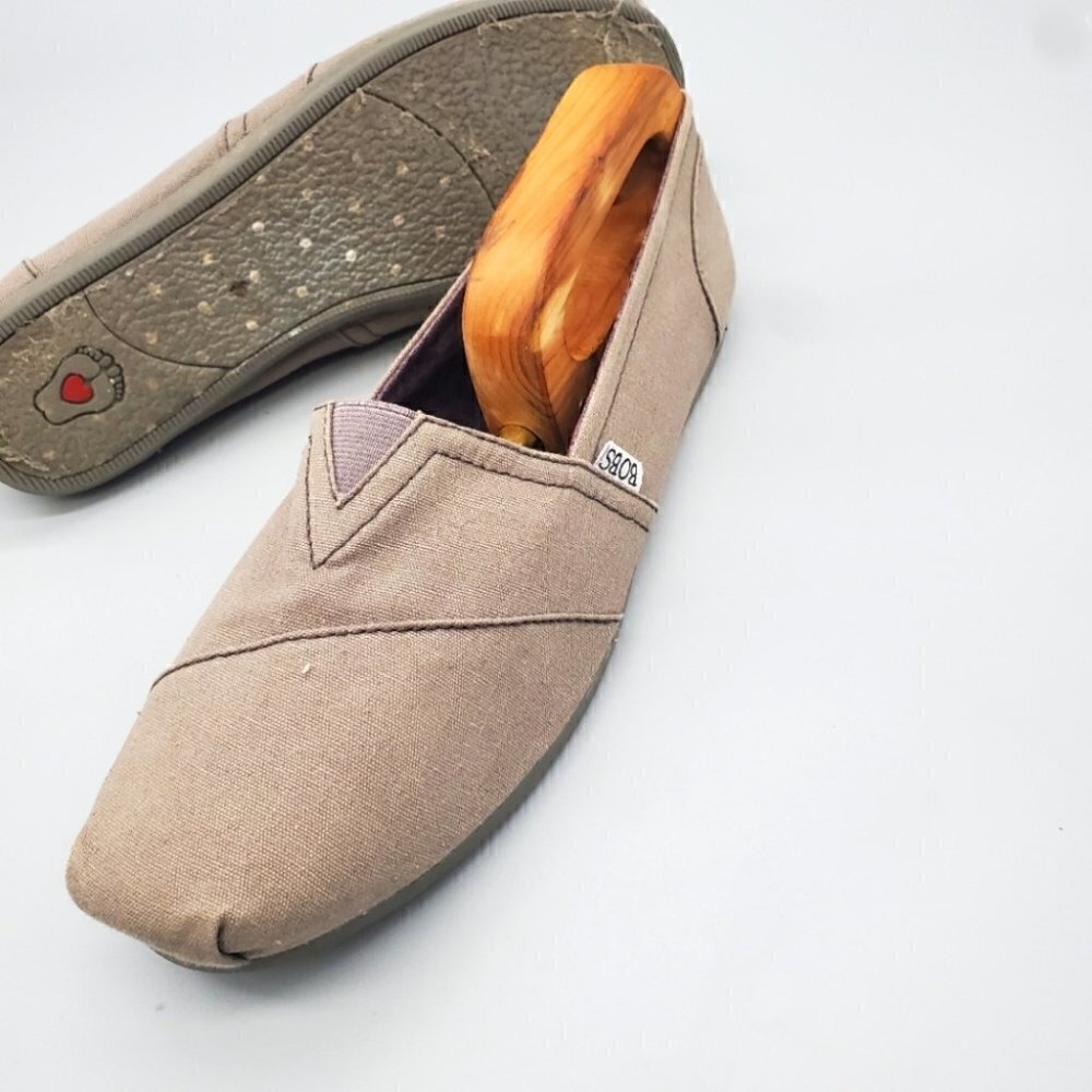 Bob's Skechers Tan Slip On Loafer Women Size 10 Shoes